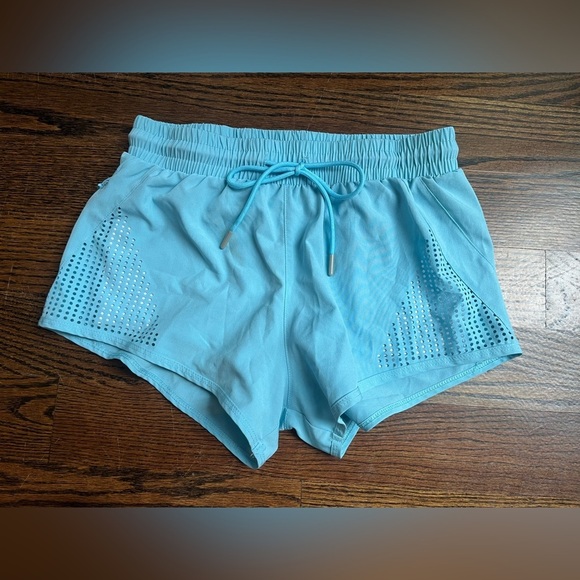 AS REVIVAL women’s athletic shorts size S sky blue NWOT - Picture 1 of 6